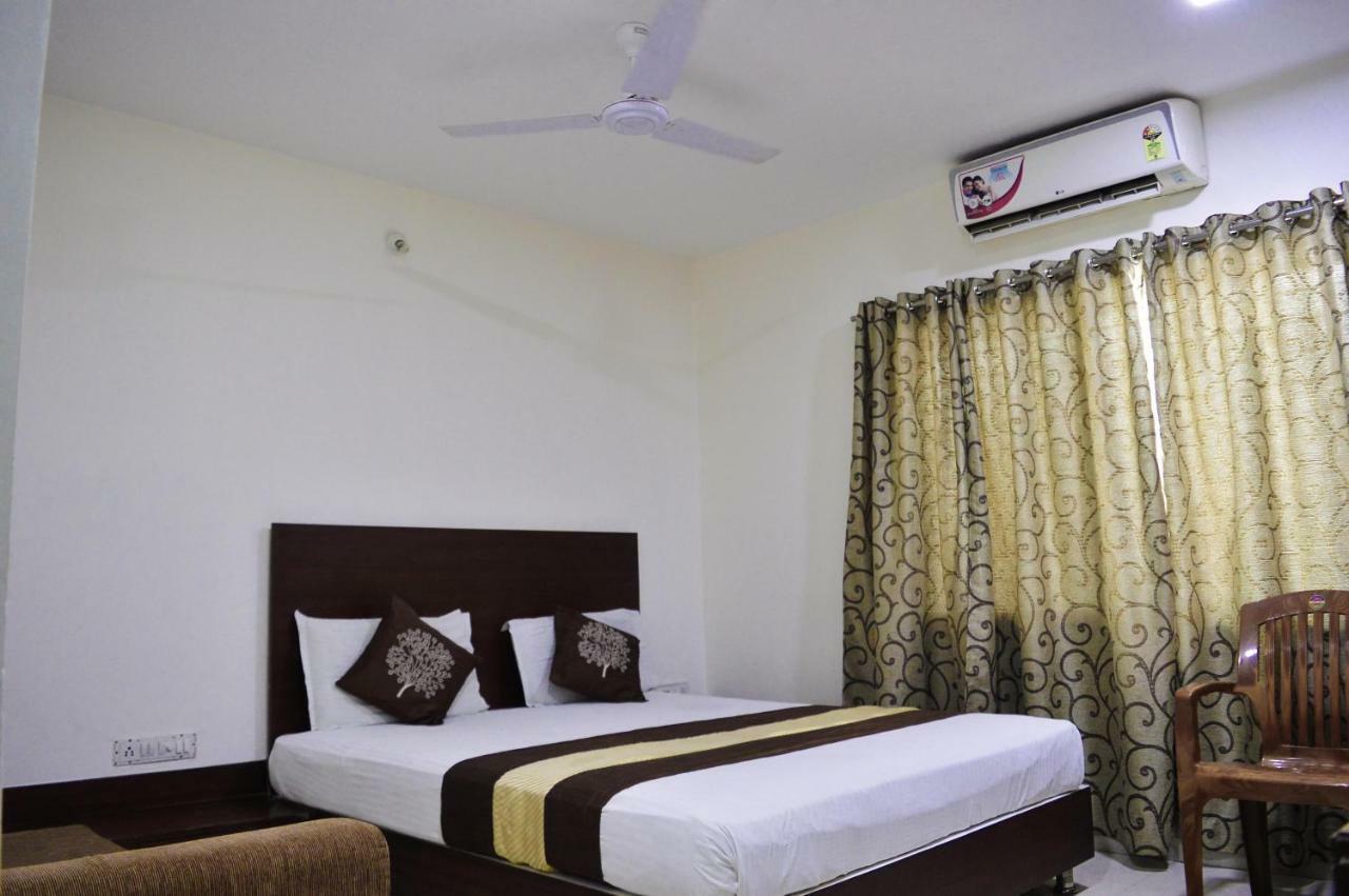 Hotel Maheshwari Avenue อุจเจน ภายนอก รูปภาพ