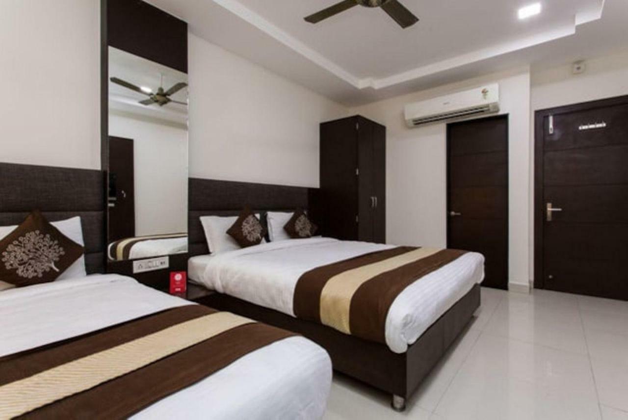 Hotel Maheshwari Avenue อุจเจน ภายนอก รูปภาพ